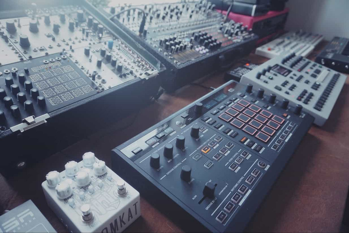Sample Pack - Signals Modular Cinematic ft Redstripedown
